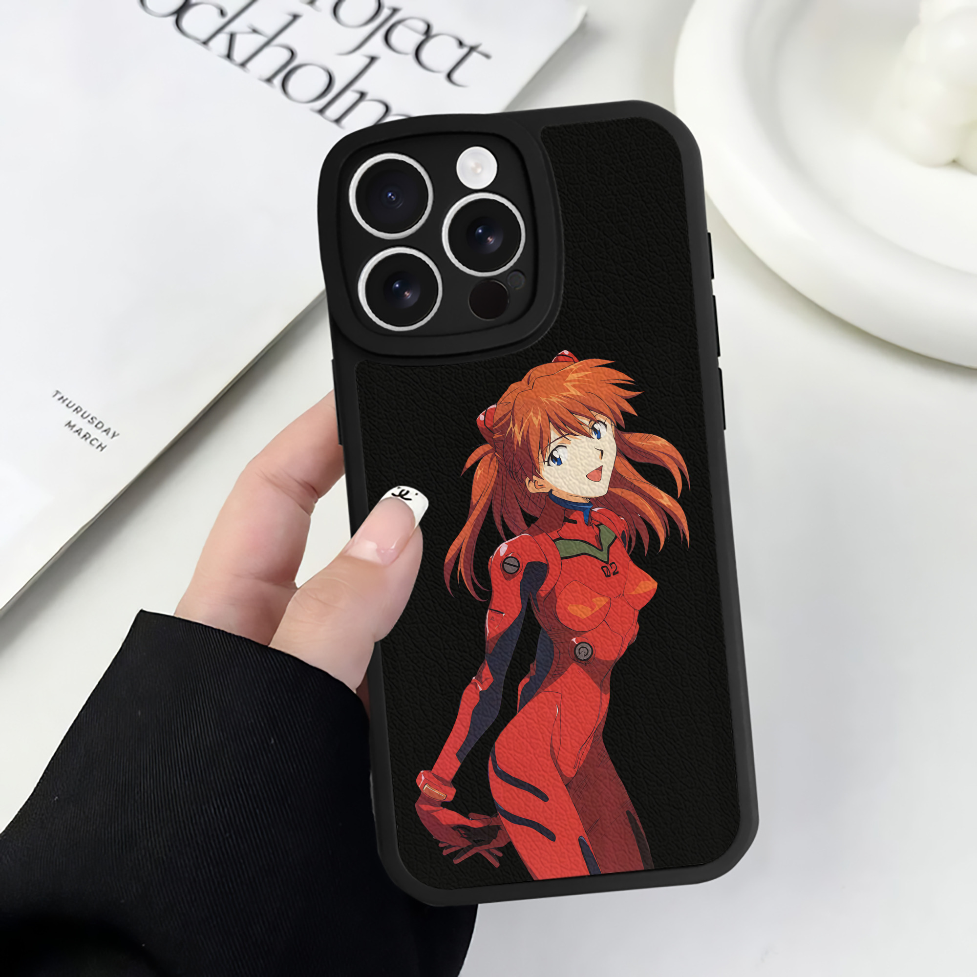 （画像用） EVA 新世紀エヴァンゲリオン 【iPhone 16シリーズ対応】シリコンスマホケース（レザー調） 材質：シリコン